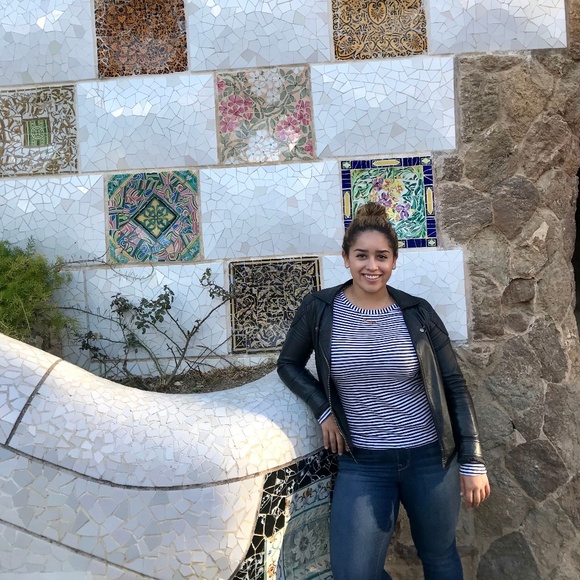 Meet the Posher Other - Meet your Poshmark Ambassador, Evelyn! Meet the Posher Other - Meet your Poshmark Ambassador, Evelyn!